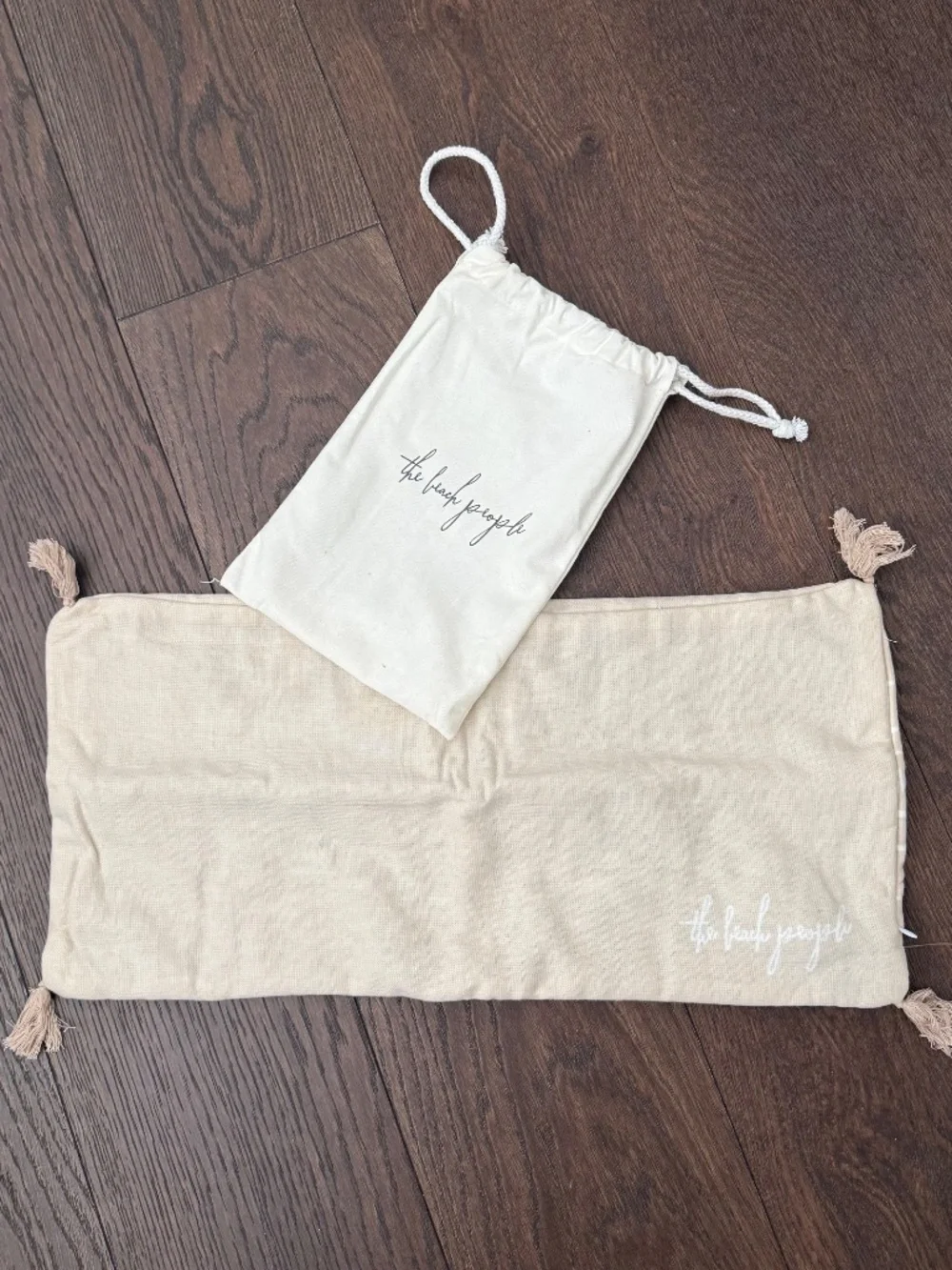 NWT The Beach People Inflatable Pillow & Drawstring Carry Bag Beige Stripe